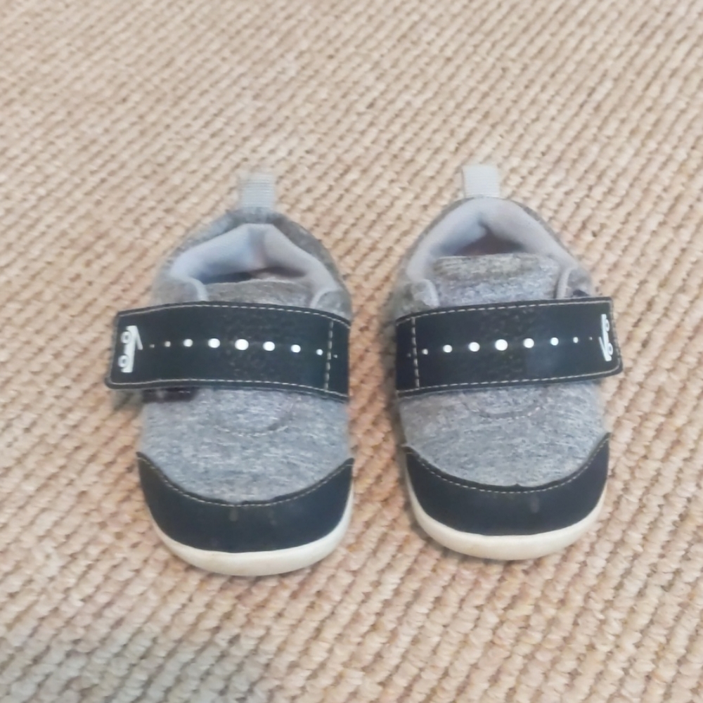 See Kai Run Beginning Walker's Sneakers
